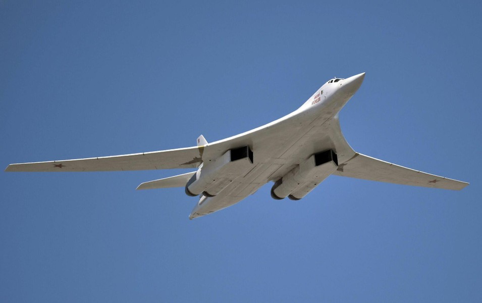 Vì sao Thiên nga trắng Tu-160 trở thành vũ khí nguy hiểm nhất của Nga?