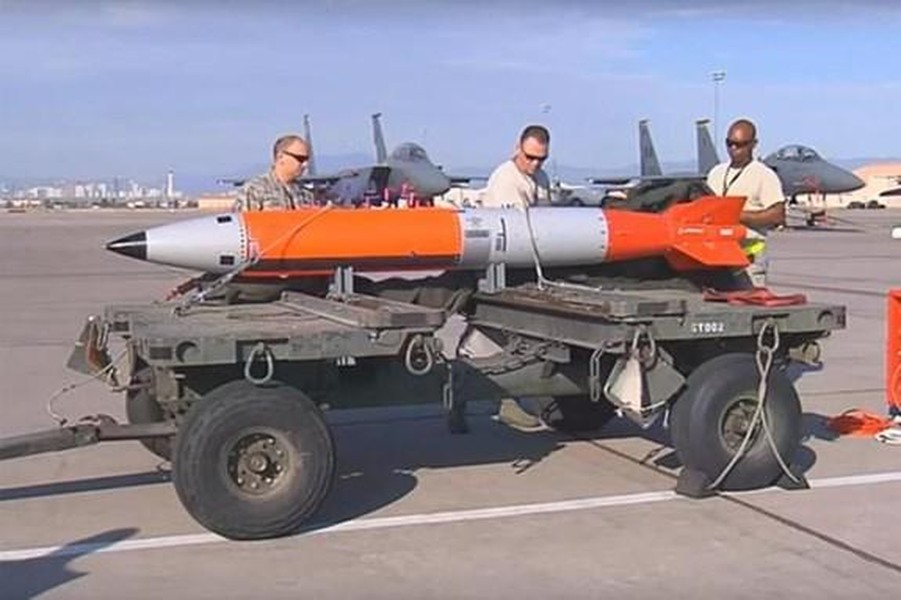 Bom hạt nhân B61-12 Mỹ sẽ bị phòng không Nga phá vỡ như 'đập hạt dẻ'
