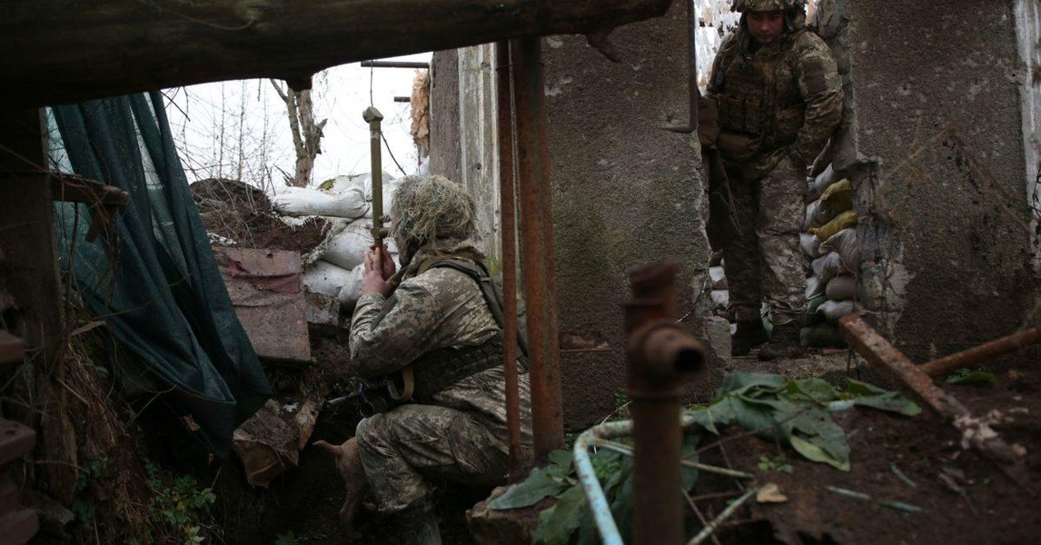 Quân đội Ukraine lợi dụng tình hình Kazakhstan để tấn công Donetsk từ 3 hướng