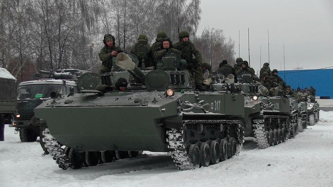 Quân đội Nga tại Kazakhstan nhanh chân chiếm 15 địa điểm trọng yếu