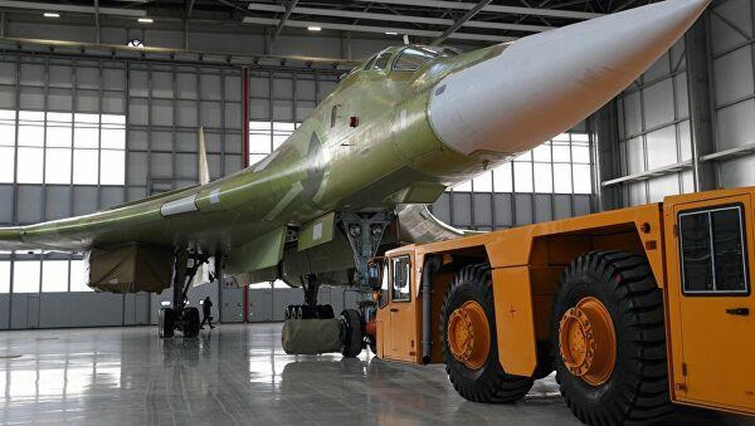 Oanh tạc cơ Tu-160M giúp Hàng không Hải quân Nga khôi phục sức mạnh vượt trội