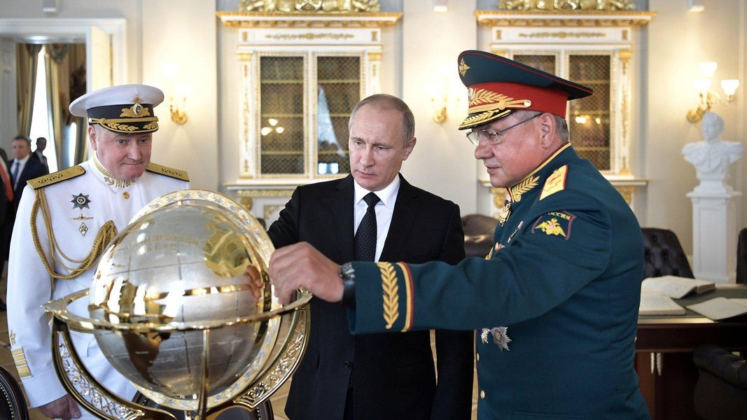 Cảnh báo cứng rắn của Tổng thống Nga khiến Hải quân Mỹ bối rối