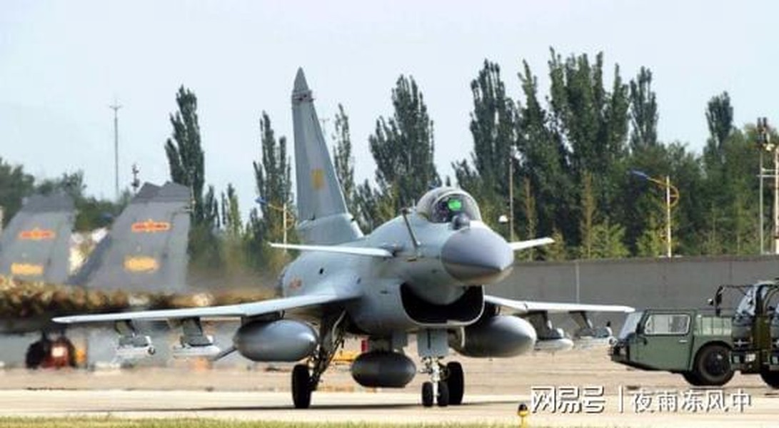 Iran bất ngờ muốn mua tiêm kích J-10C Trung Quốc thay vì Su-35 Nga?