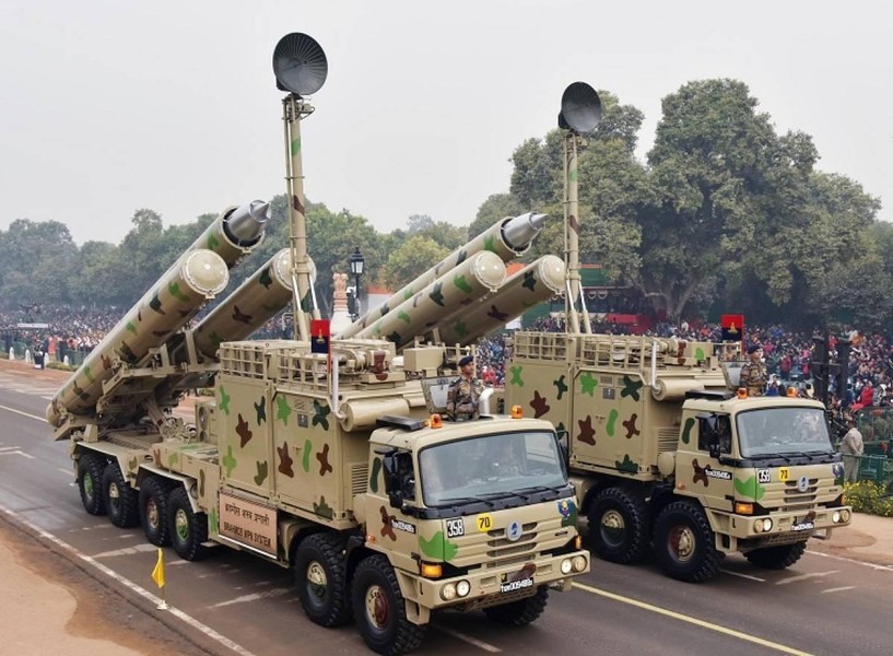 Ấn Độ bất ngờ muốn 'xem xét lại' quan hệ đối tác quân sự với Nga