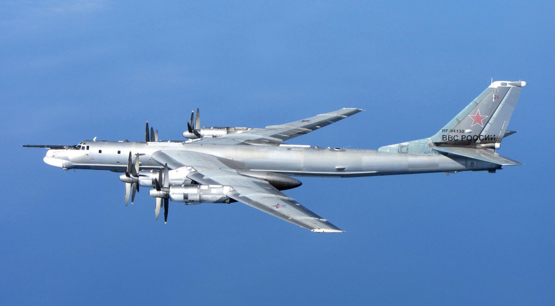 Máy bay ném bom Nga học cách tấn công theo 'phong cách Mỹ'