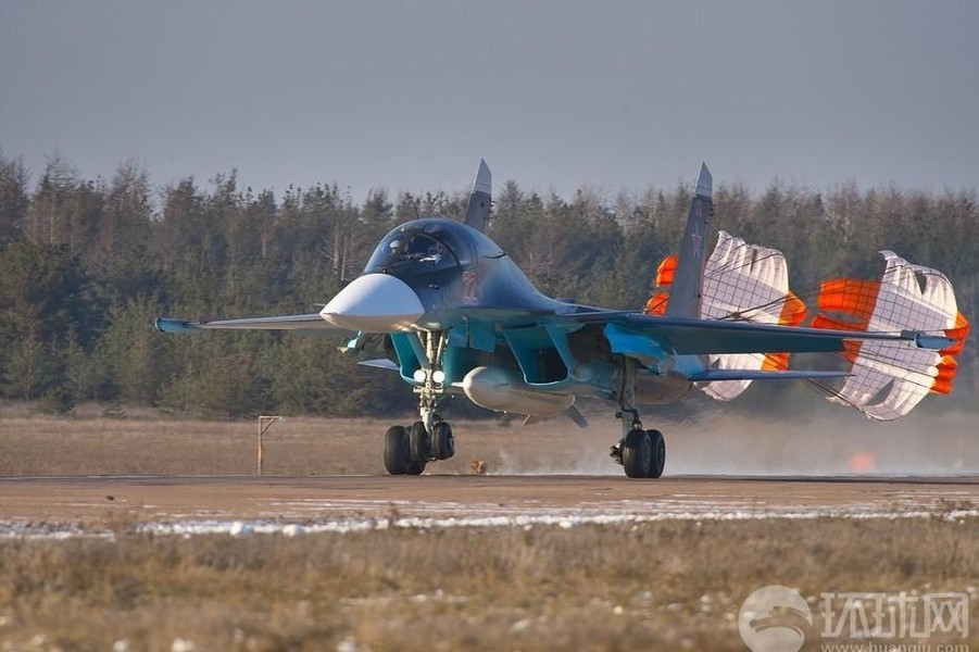 Tổ hợp phòng không S-400 Nga bao phủ, có thể khống chế hoàn toàn không phận Ukraine