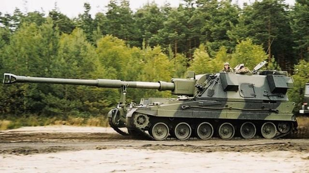 Anh dự định cung cấp pháo tự hành AS90 cực mạnh cho Ukraine