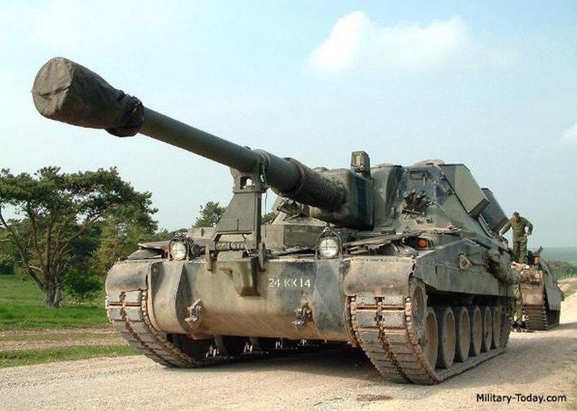 Anh dự định cung cấp pháo tự hành AS90 cực mạnh cho Ukraine