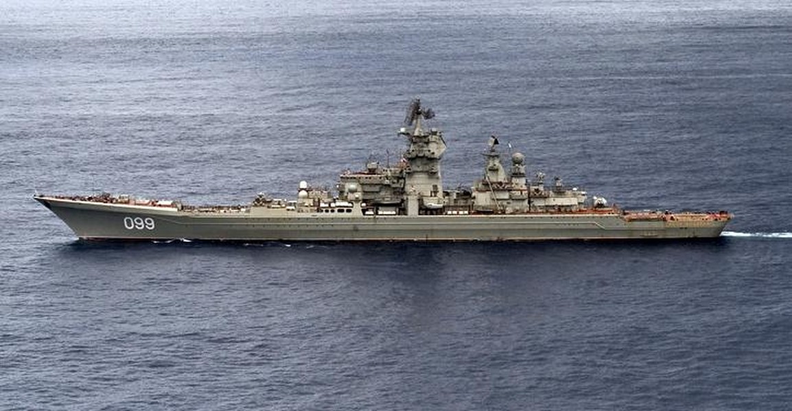 Tuần dương hạm hạt nhân Pyotr Velikiy của Nga đã đến Severomorsk