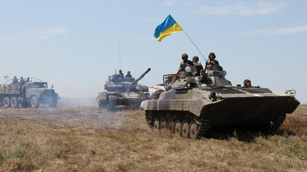 Cuộc xung đột Ukraine khiến EU và NATO mâu thuẫn lớn