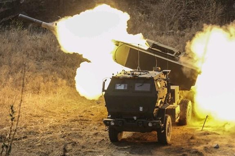Ukraine cảnh báo phá hủy cầu Crimea bằng tổ hợp M142 HIMARS