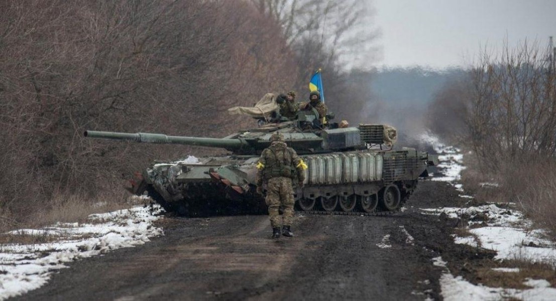 Chuyên gia Anh chỉ rõ ưu nhược điểm của xe tăng Nga trên chiến trường Ukraine