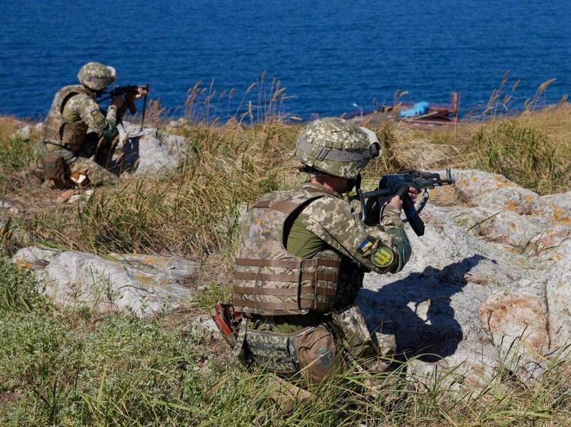 Ukraine thiệt hại nặng lực lượng đặc nhiệm tinh nhuệ khi tấn công Đảo Rắn?