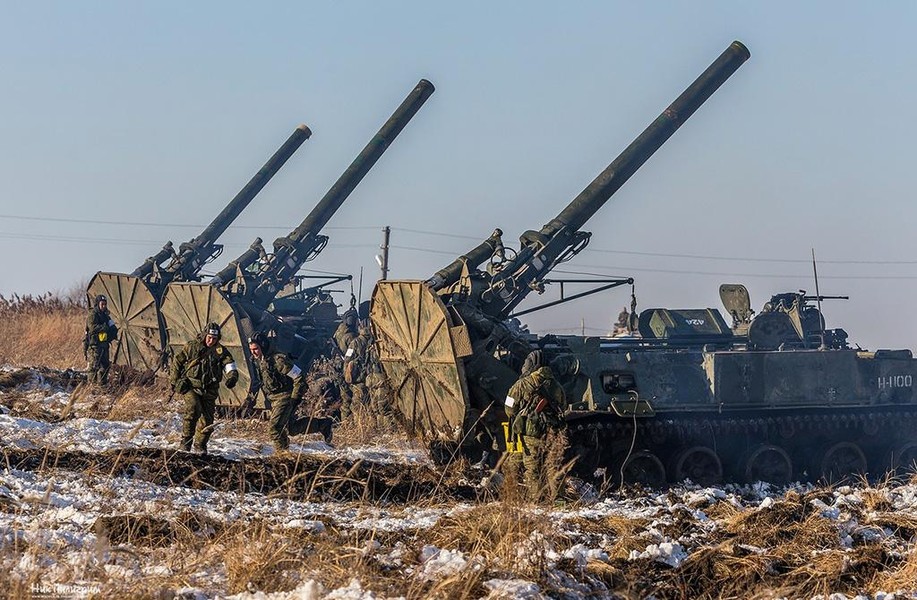 Cối tự hành lớn nhất thế giới của Nga dùng đạn có điều khiển nhằm dứt điểm Azovstal