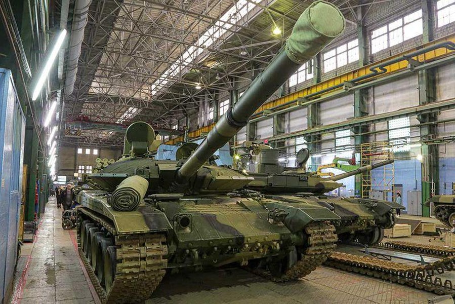T-90M là một trong những loại xe tăng hiện đại nhất trong quân đội Nga. Với công nghệ tiên tiến và khả năng chiến đấu tuyệt vời, hình ảnh của T-90M sẽ khiến bạn cảm thấy thán phục và kinh ngạc.