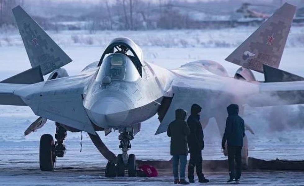 Phòng không Ukraine bất lực khi tiêm kích Su-57 Nga thực hiện 'kết nối mạng'?