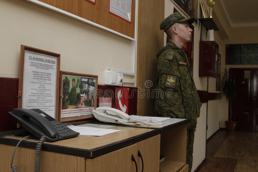 Thiếu tướng Nga nhấn mạnh 'chế độ chiến đấu trực tuyến' của tổ hợp Sagittarius-M ở Ukraine