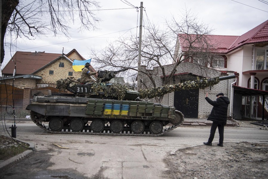 Tổng thống Zelensky thừa nhận Ukraine chịu tổn thất nghiêm trọng ở Donbass và Kharkiv