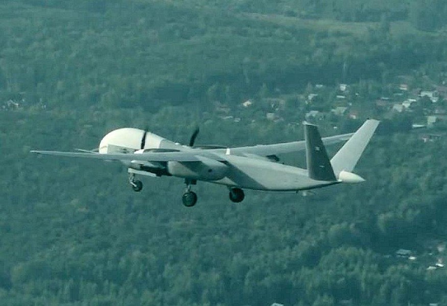 UAV hạng nặng Nga mang tên lửa chống hạm đủ sức đánh chìm tàu khu trục