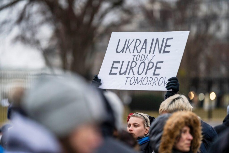 Châu Âu đã tự đưa mình vào bẫy trừng phạt chống Nga