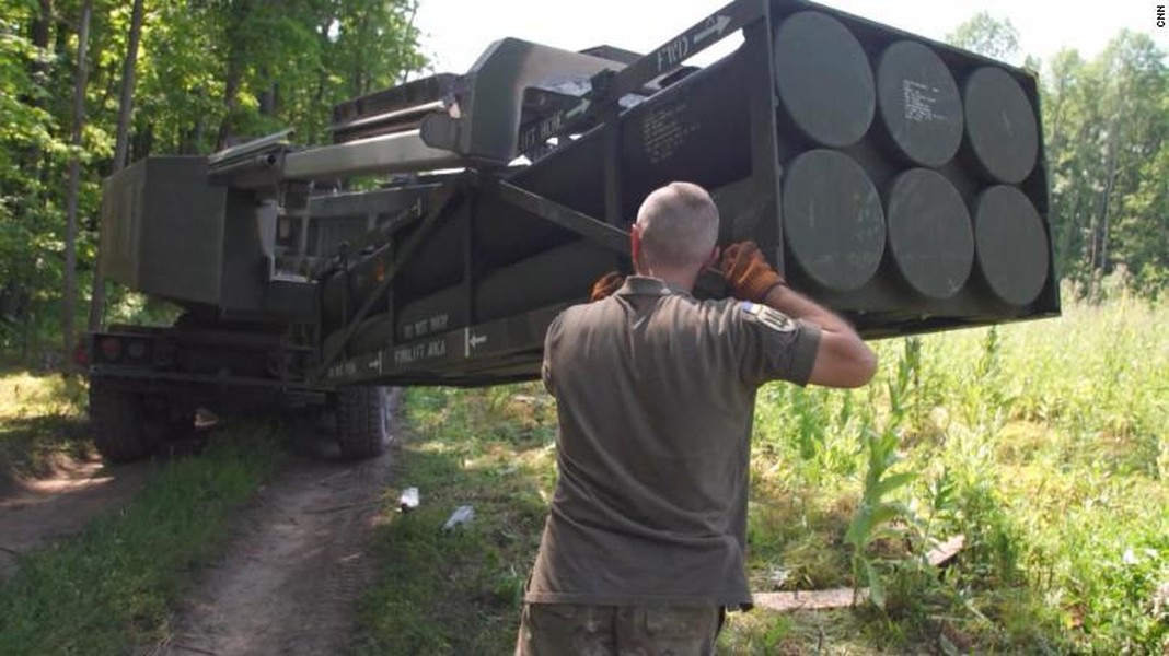 S-400 Nga không thể đánh chặn tên lửa HIMARS Mỹ chuyển giao cho Ukraine?