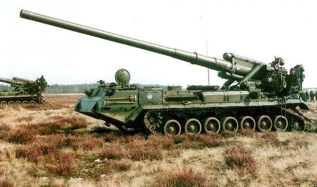 Pháo tự hành siêu lớn 2S7M Malka của Nga bị Ukraine diệt bằng vũ khí cực kỳ đặc biệt?