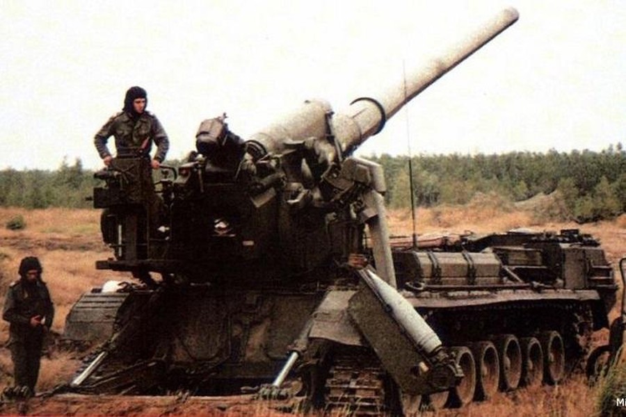 Pháo tự hành siêu lớn 2S7M Malka của Nga bị Ukraine diệt bằng vũ khí cực kỳ đặc biệt?