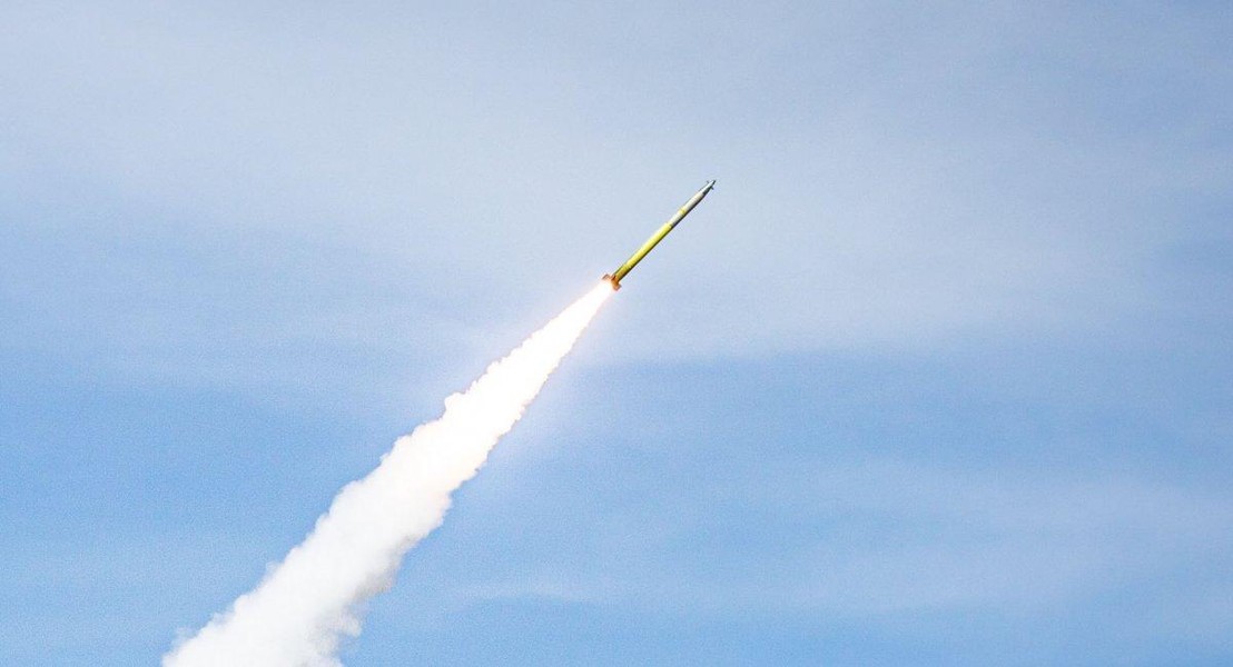 Ukraine sắp bắn hết... hàng chục ngàn tên lửa GMLRS trong kho dự trữ của Mỹ?