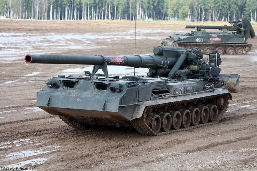 Ukraine khiến hàng trăm pháo tự hành siêu lớn 2S7 Pion của Nga không thể hoạt động