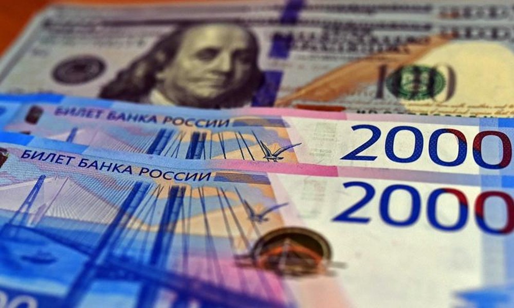 'Món quà từ Nga' sẽ cứu châu Âu khỏi 'đầm lầy đồng đô la'?