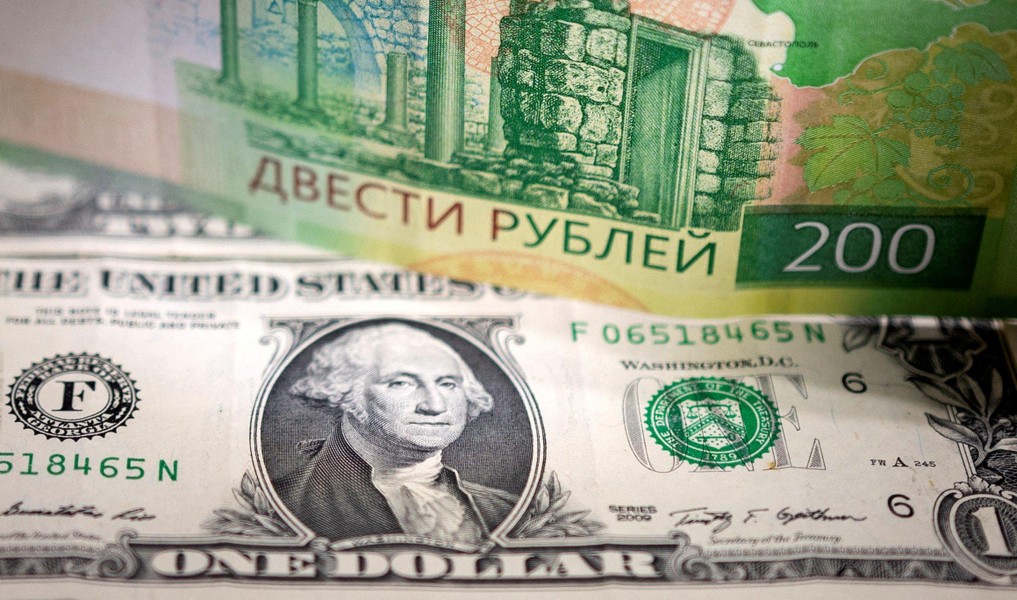 'Món quà từ Nga' sẽ cứu châu Âu khỏi 'đầm lầy đồng đô la'?