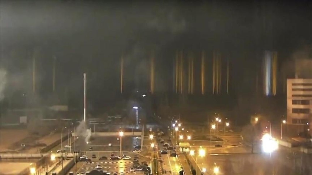 Mỹ cảnh báo nguy cơ khi quân Nga sử dụng nhà máy điện hạt nhân Zaporizhzhia làm lá chắn