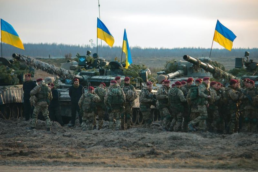 Lính dù Ukraine thiệt hại nặng sau cuộc tấn công của Không quân Nga gần Kherson?