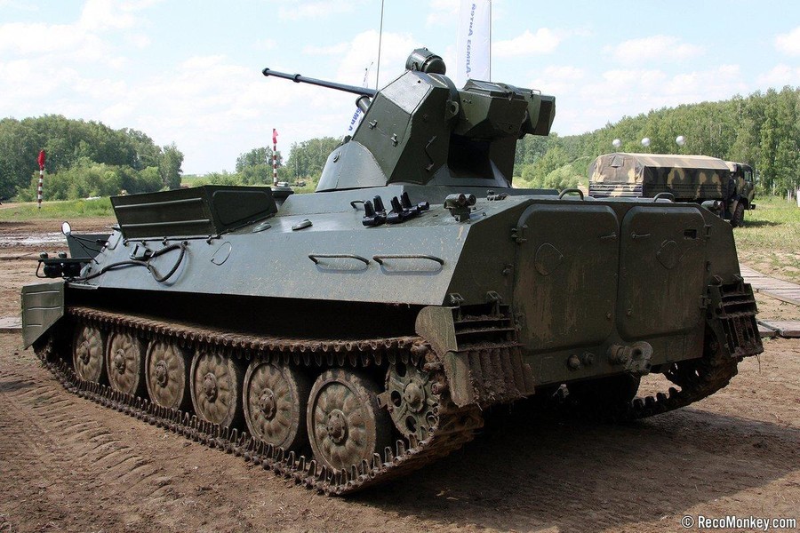 Đặc nhiệm Azov Ukraine bắt sống thiết giáp cực hiếm lai ghép giữa MT-LB và BTR-82A