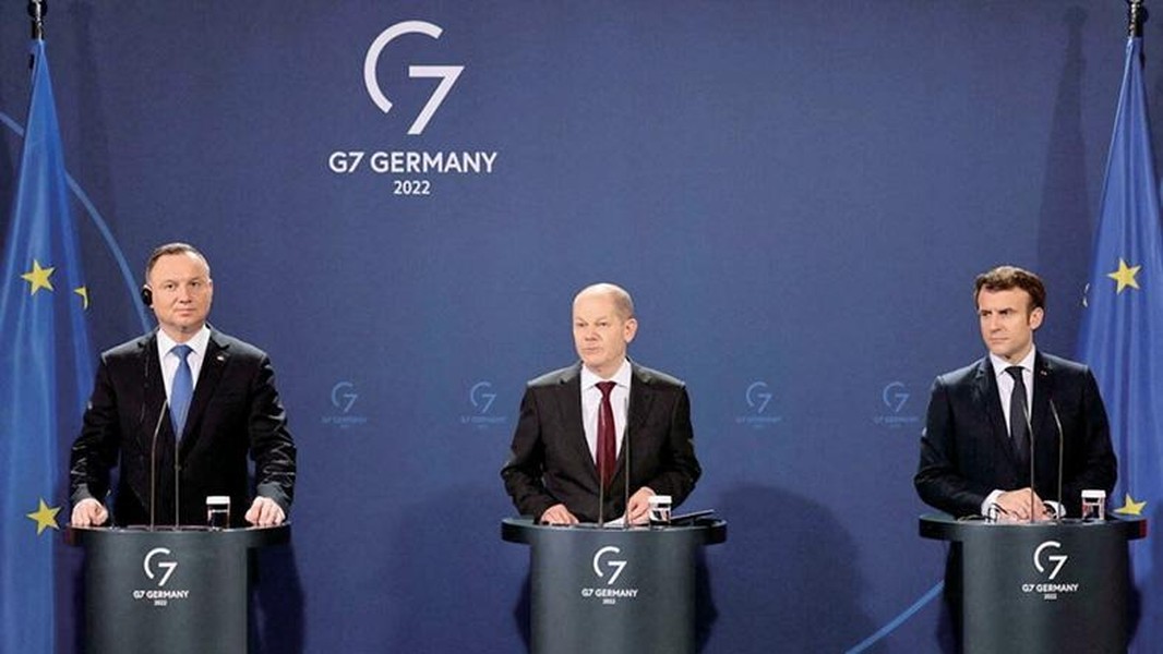 Chính sách của Đức với Nga khiến Ba Lan và Ukraine tức giận
