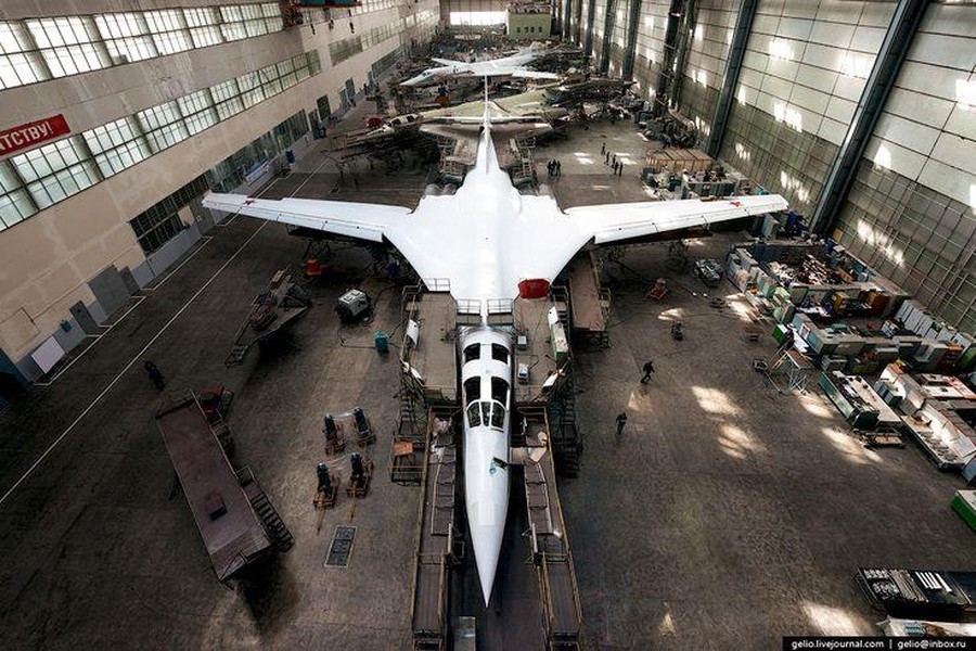 Thiên nga trắng Tu-160 là hiện thân nỗi sợ hãi của Mỹ trước Nga