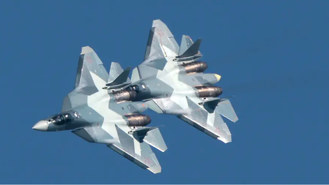 Khả năng cơ động siêu tưởng mang lại ưu thế cực lớn cho tiêm kích tàng hình Su-57