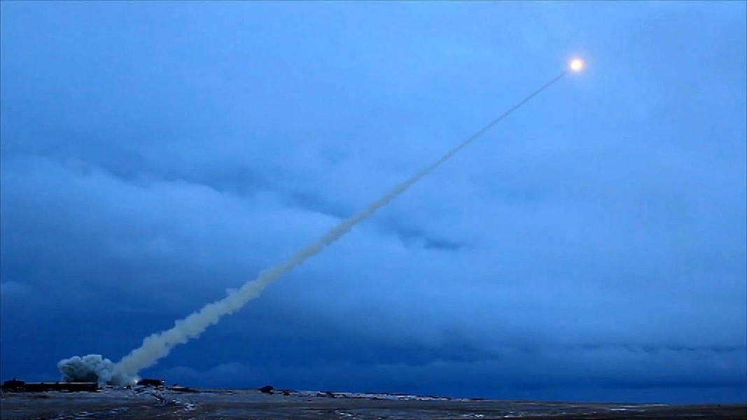 Mỹ 'giật mình' khi tên lửa bí ẩn của Nga xuất hiện tại bãi thử hẻo lánh