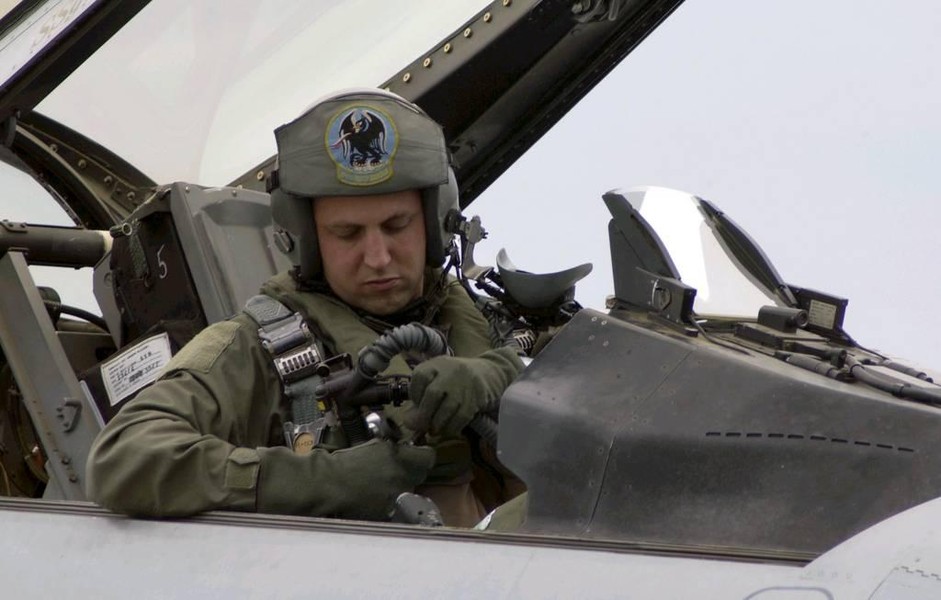 Tướng Mỹ tiết lộ thời điểm Ukraine có thể nhận tiêm kích F-16