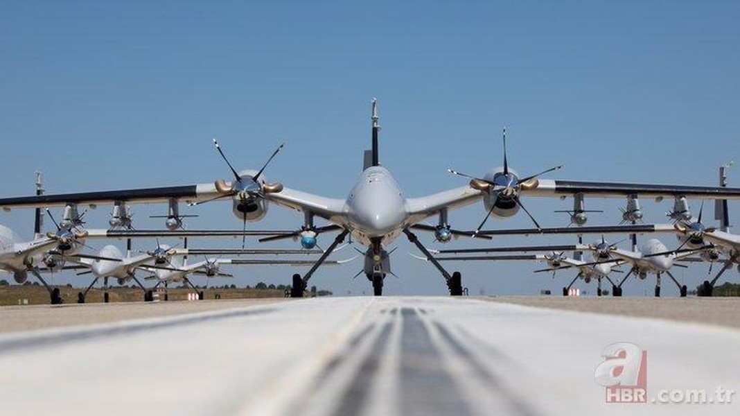Thổ Nhĩ Kỳ lần đầu dùng UAV hạng nặng Akinci tấn công dữ dội Quân đội Syria