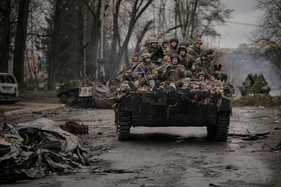 Chuyên gia Mỹ: Nga đã phá hủy kho vũ khí của Ukraine và phi quân sự hóa NATO