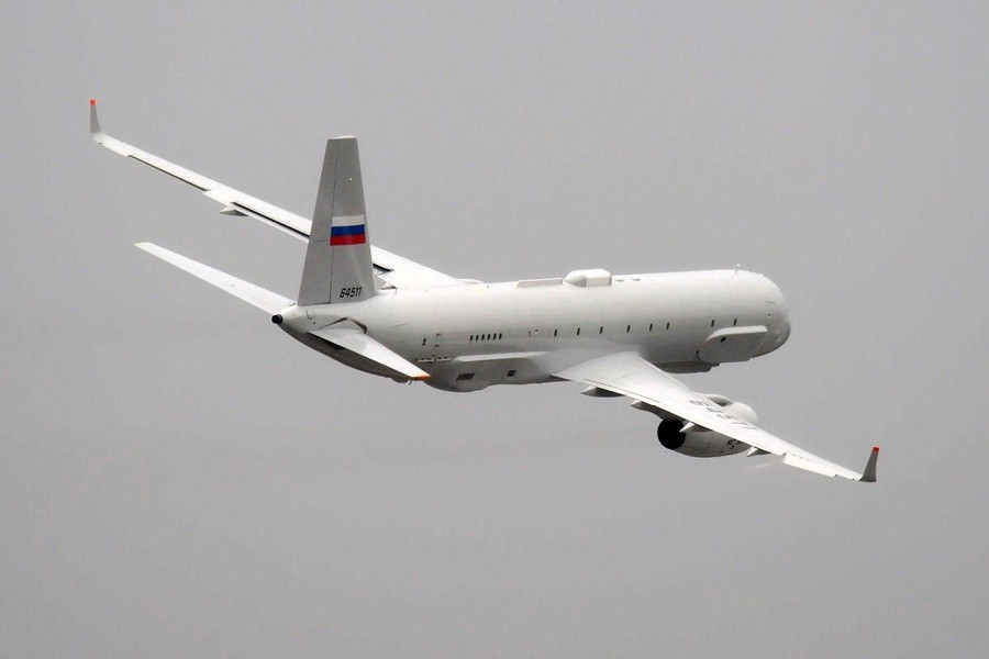 Thiếu tướng Nga tiết lộ chiến công của trinh sát cơ bí ẩn Tu-214R tại Ukraine
