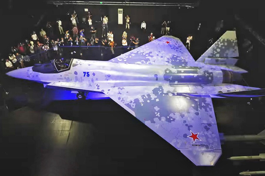 Tiêm kích Su-75 Checkmate lặp lại số phận FGFA khi mất nguồn tài trợ duy nhất?