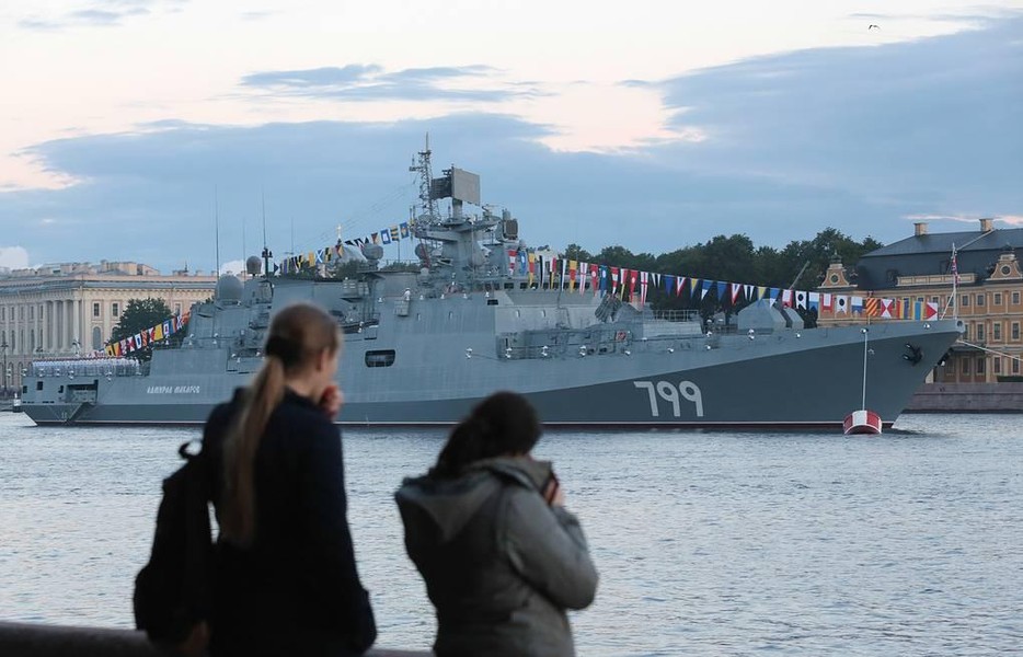 Nga công bố hình ảnh chiến hạm Đô đốc Makarov sau thông tin ‘bị bắn cháy’