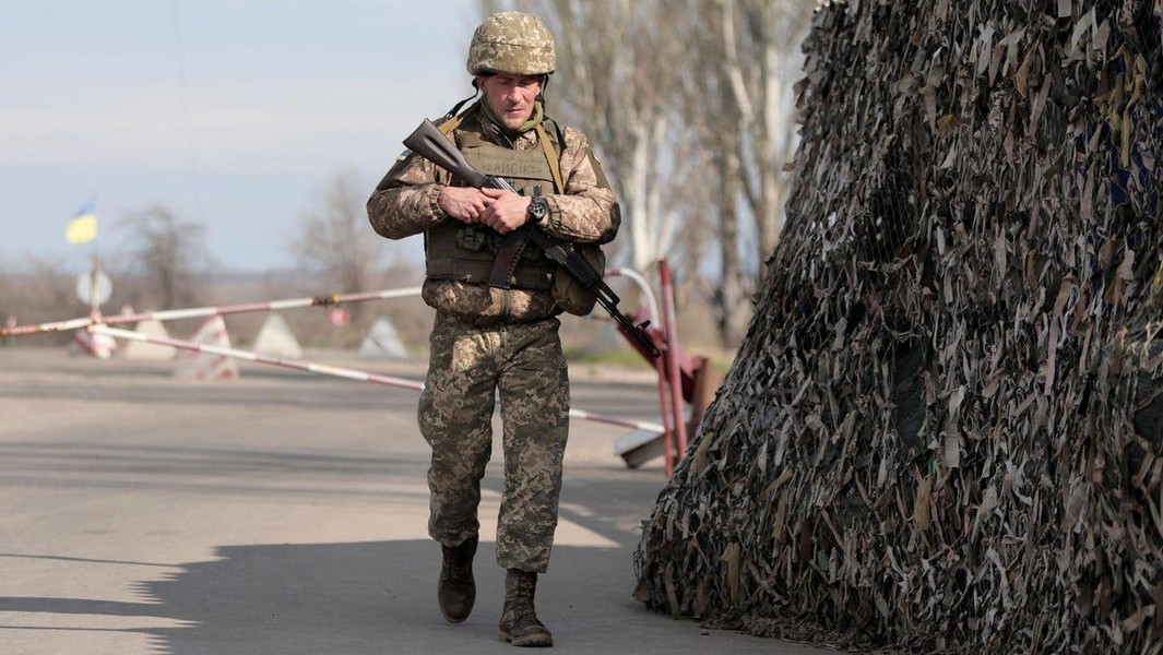 Quân đội Nga đang dần từ bỏ việc phòng thủ Kherson?