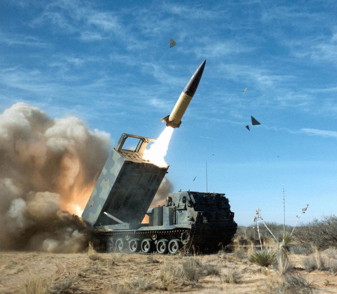 Mỹ lập tức giao ATACMS cho Ukraine nếu phát hiện Nga sử dụng tên lửa đạn đạo Iran?