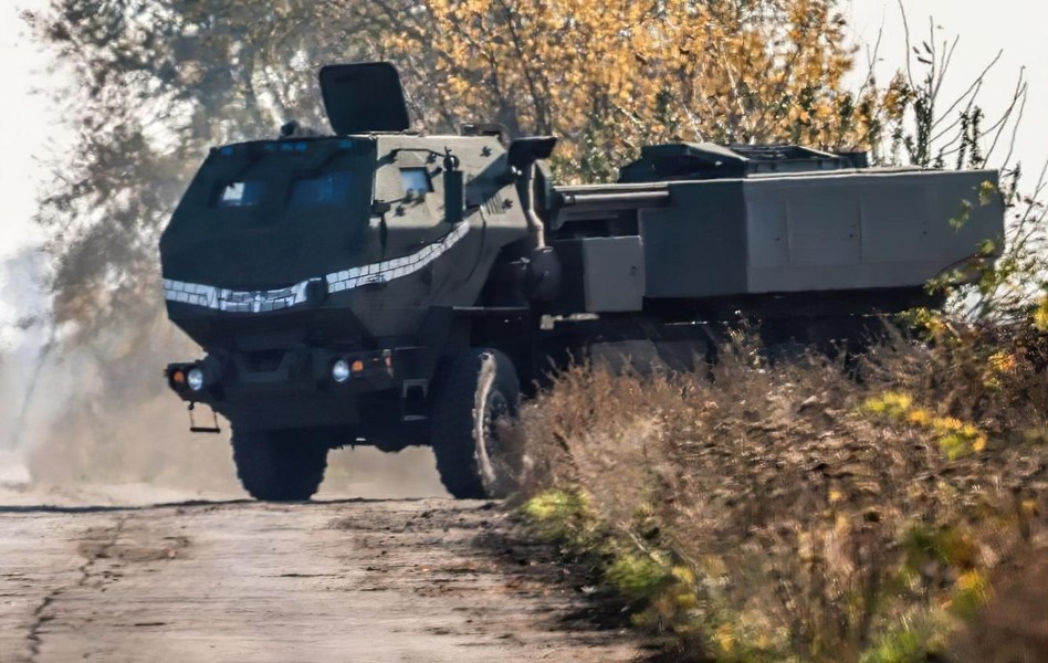 Ukraine gặp rắc rối lớn khi đầu tự dẫn tối mật của tên lửa HIMARS lọt vào tay Nga?