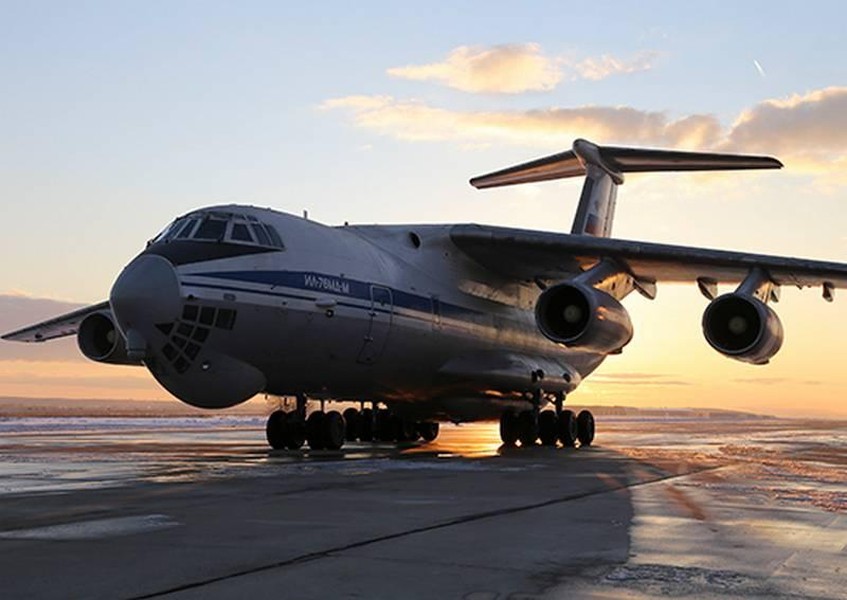 Kyiv báo động bởi hoạt động bất thường của hàng không vận tải Nga ở Belarus