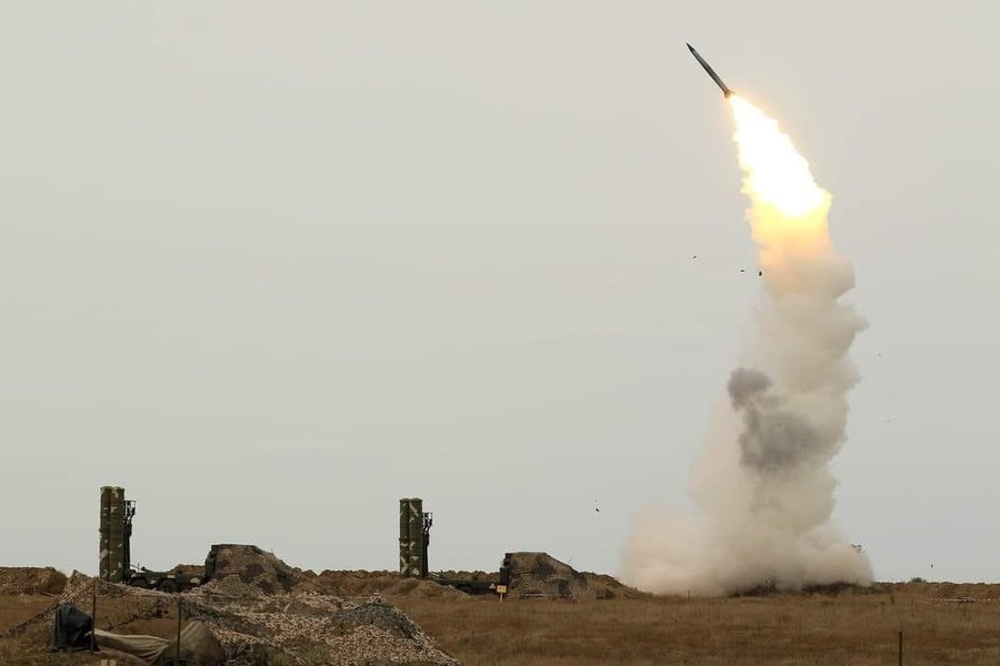 Ukraine gặp rắc rối lớn khi tên lửa rơi trên đất Ba Lan là của hệ thống phòng không S-300