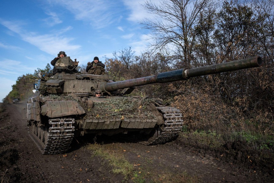 Tình báo Anh: Nga sử dụng quân rút khỏi Kherson để tấn công Bakhmut